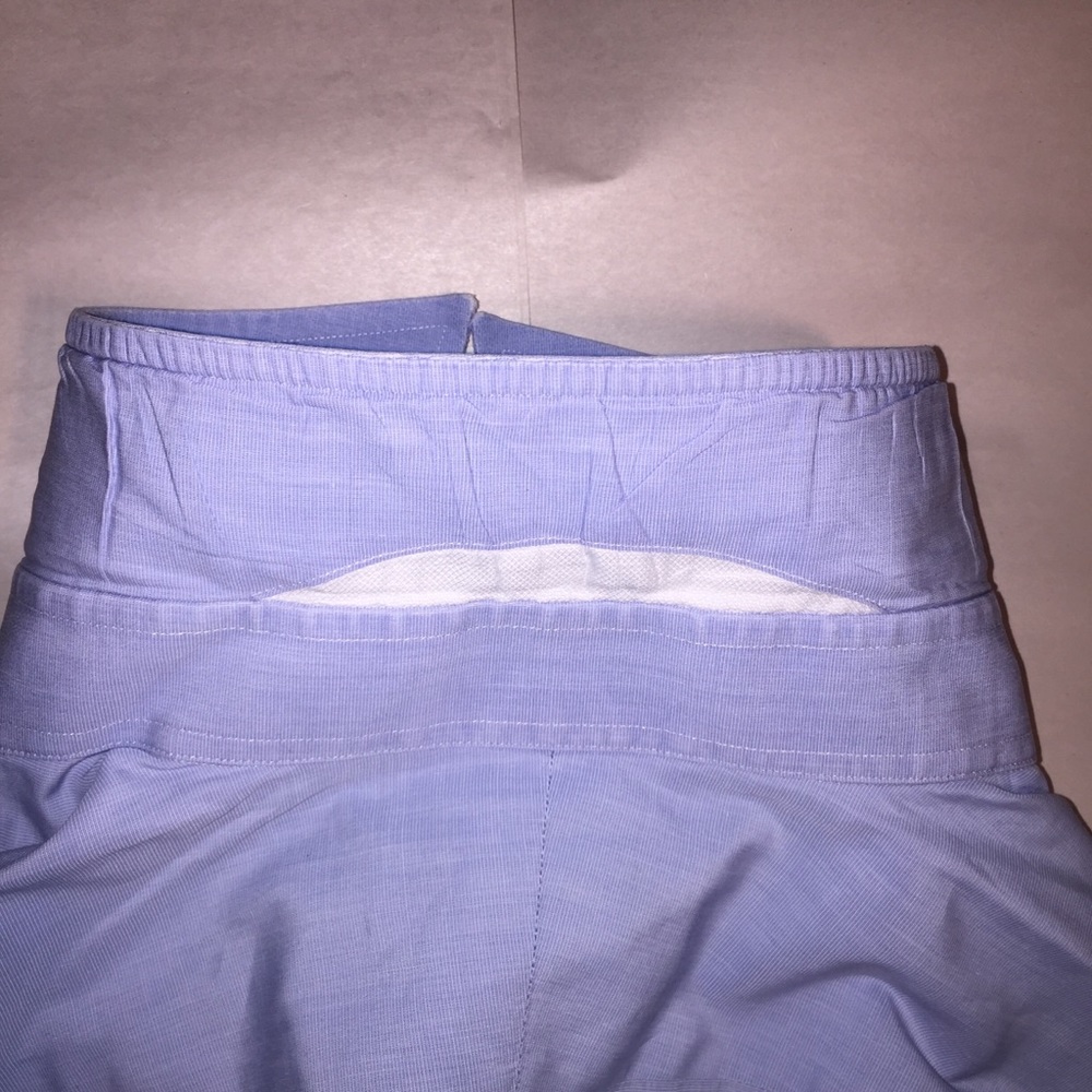 pre-loved authentic TOM FORD pale blue DRESS SHIRT - Picture 8 of 8